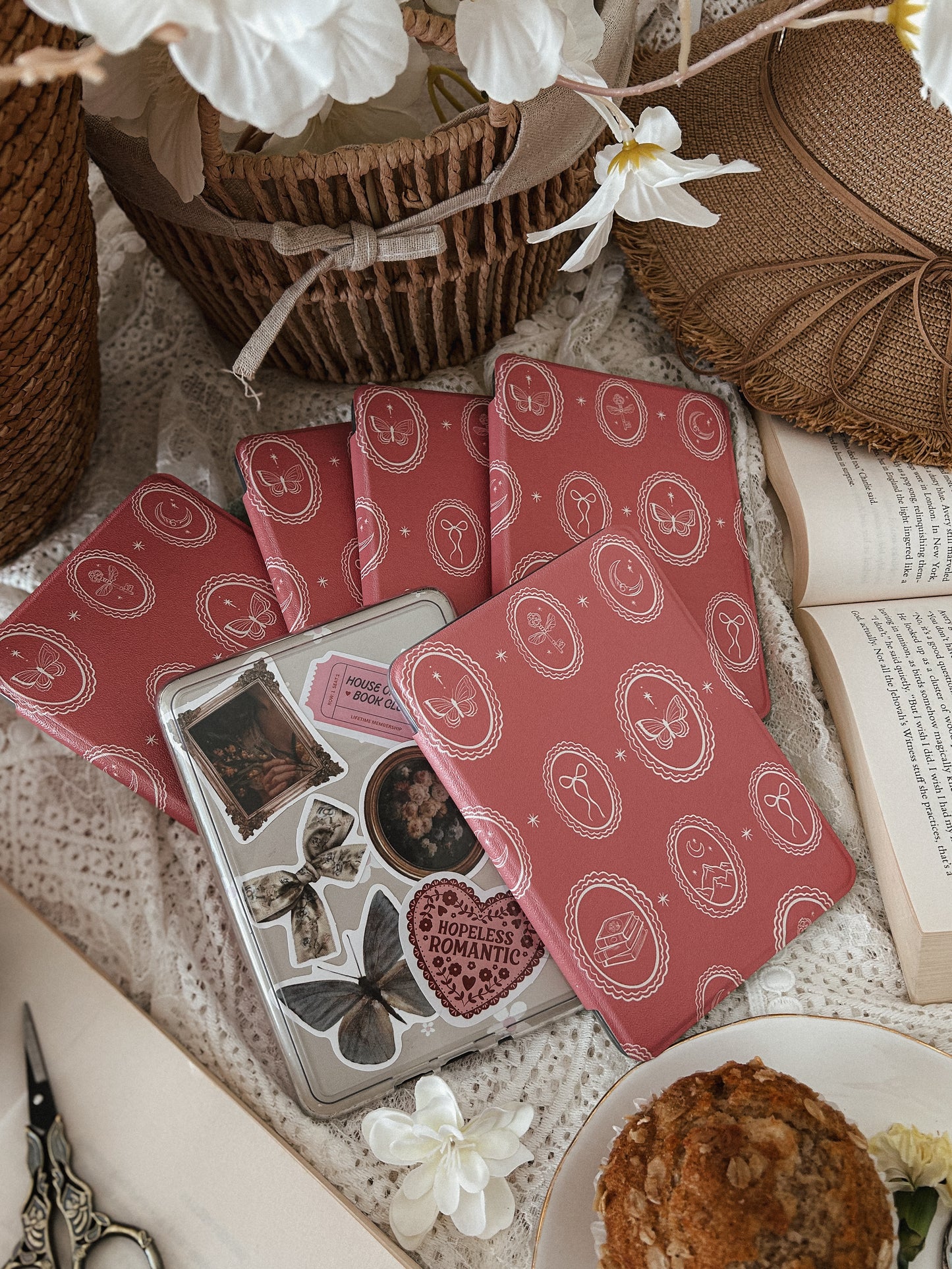 Astoria Kindle Case
