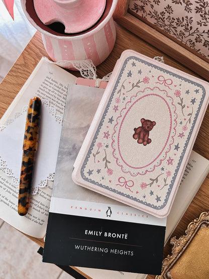 Mabel Kindle Case