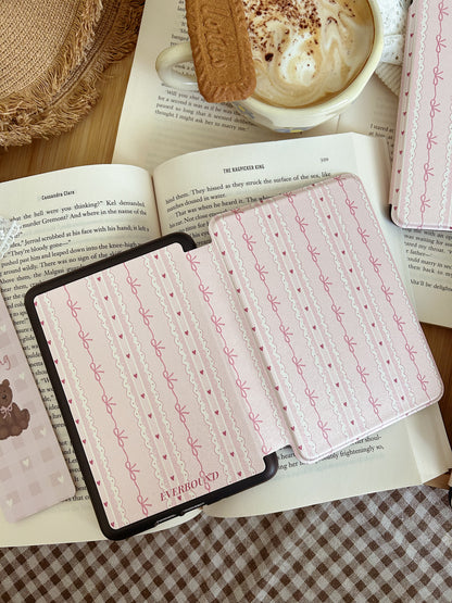Adella Kindle Case