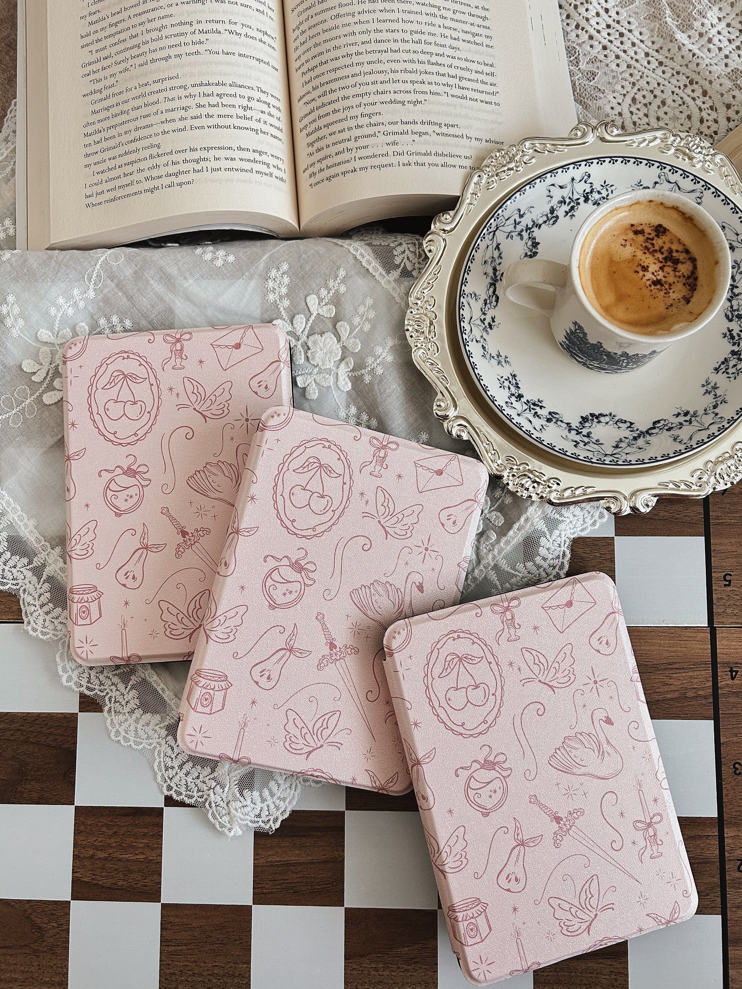 Elora Kindle Case