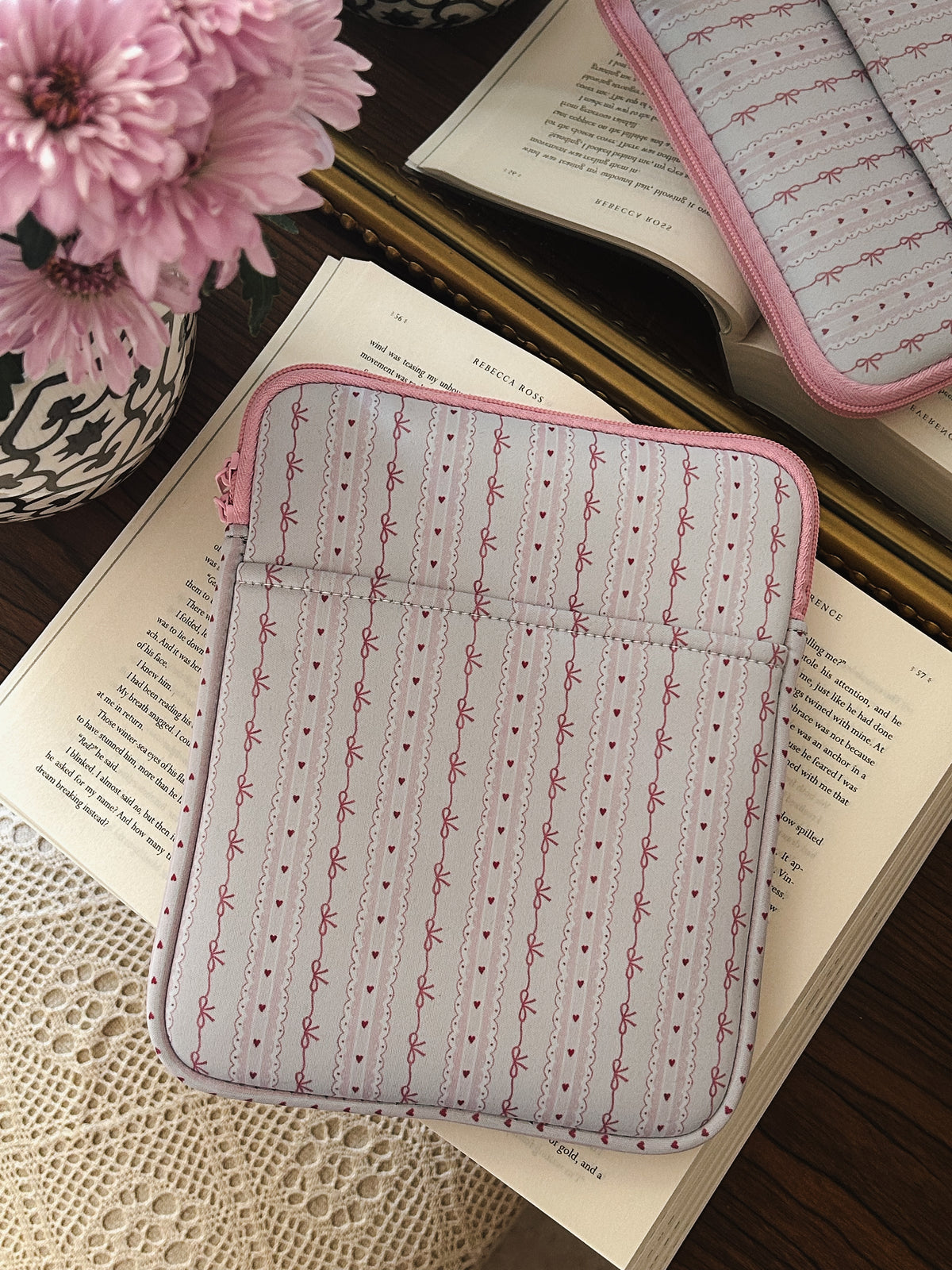 Florence E-reader Book Sleeve