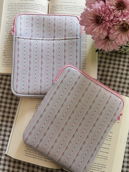 Florence E-reader Book Sleeve