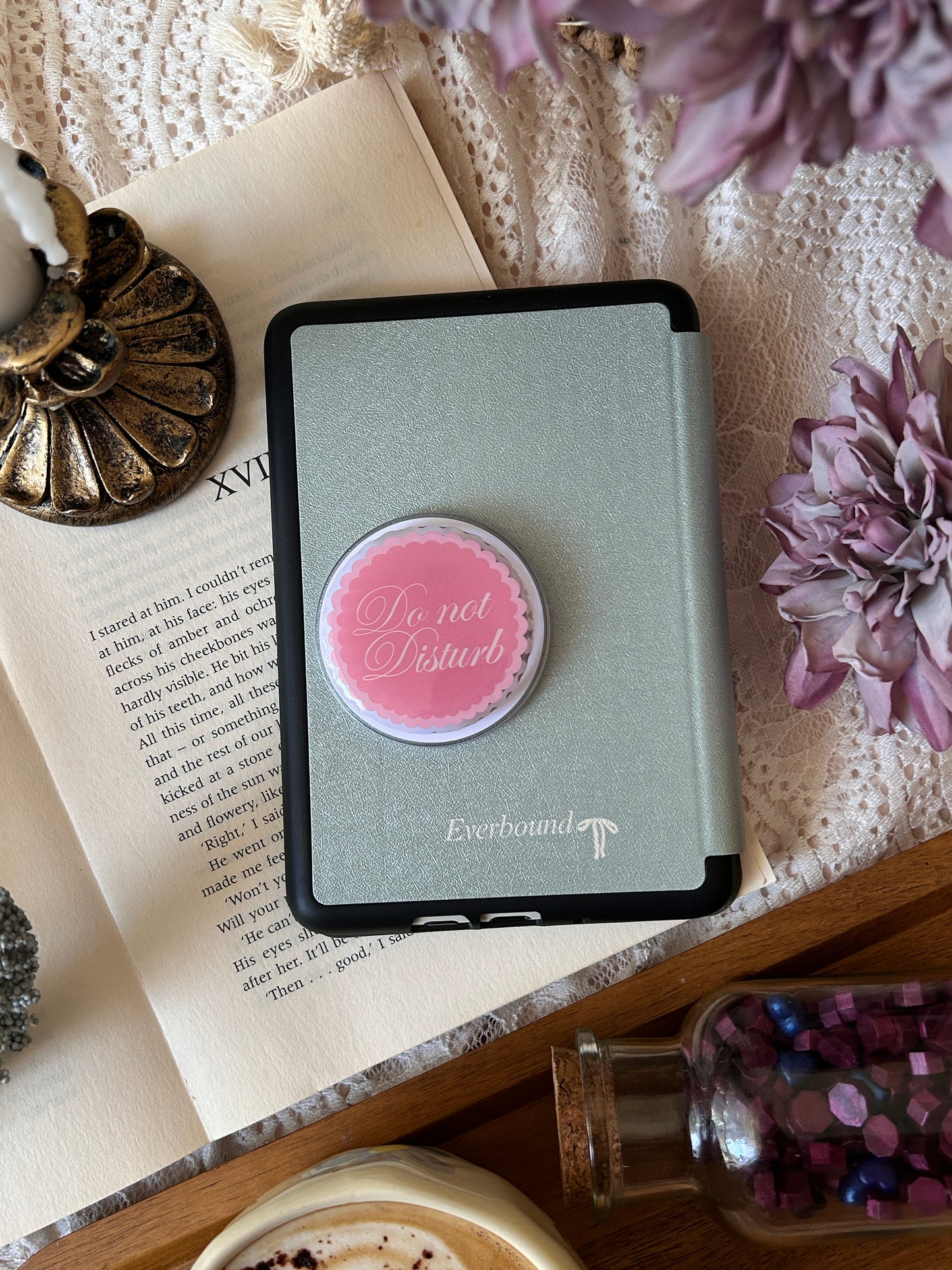 Do Not Disturb Magnetic Grip